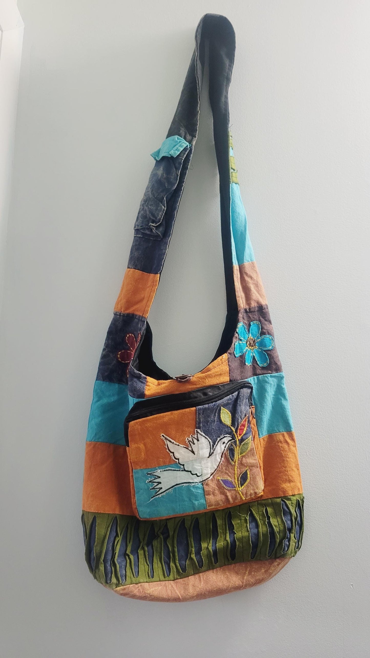Handmade Patchwork Cotton Crossbody Bag: Boho Hippie Style