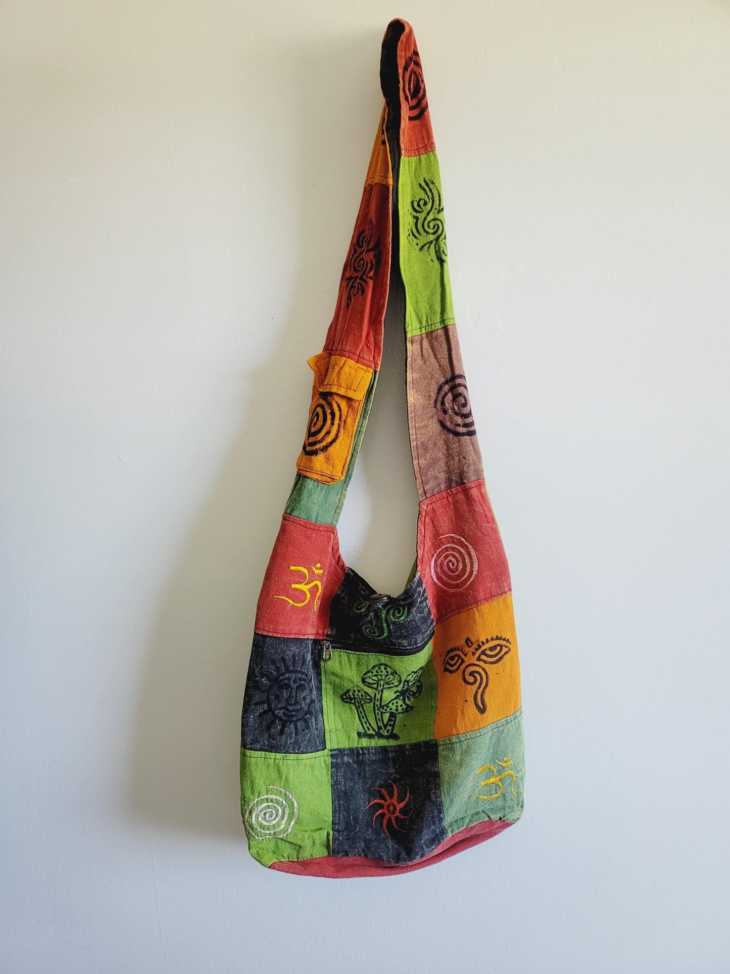 Handmade Patchwork Cotton Crossbody Bag: Boho Hippie Style